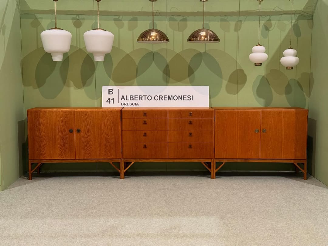 PK61 Coffee Table — 4