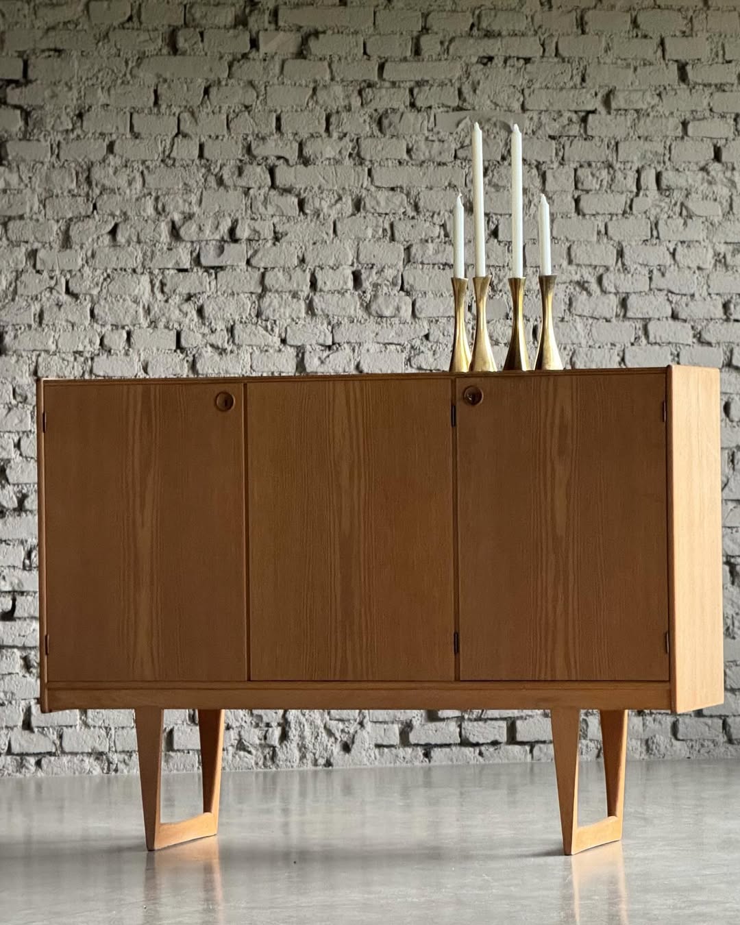 Bookcase System — 6