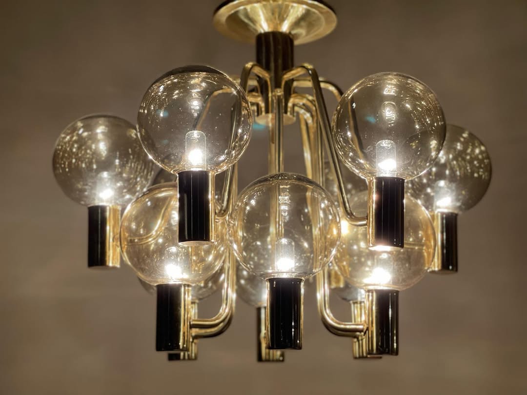 Ultima Thule Glass Set — 5