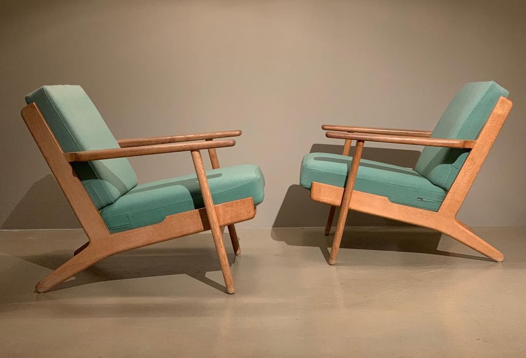 PK22 Lounge Chair — 6