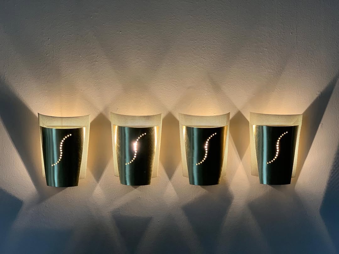 AT312 Dining Table — 5