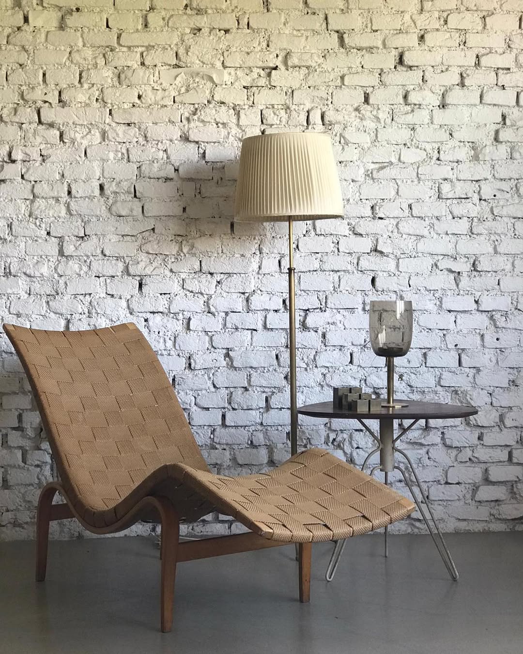 AT312 Dining Table — 6