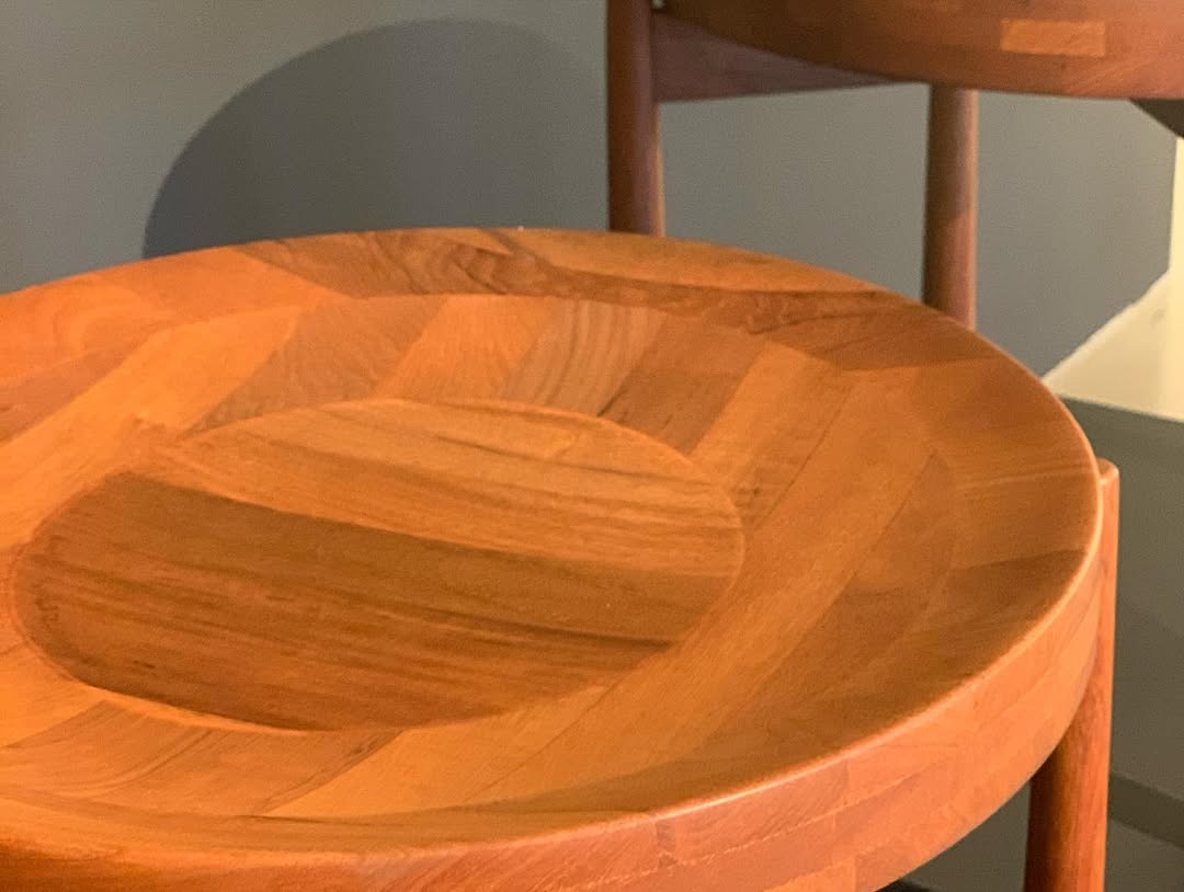 Shell Chair CH07 — 1